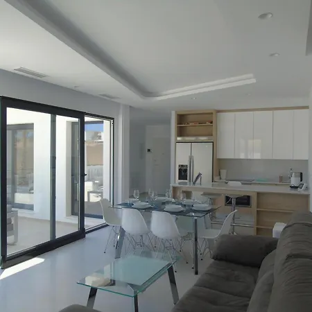 La Perla Blanca Benijófar